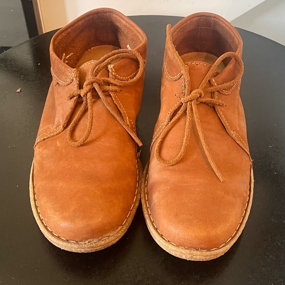Men's Born Boots - Chestnut Brown Suede Lace-Up